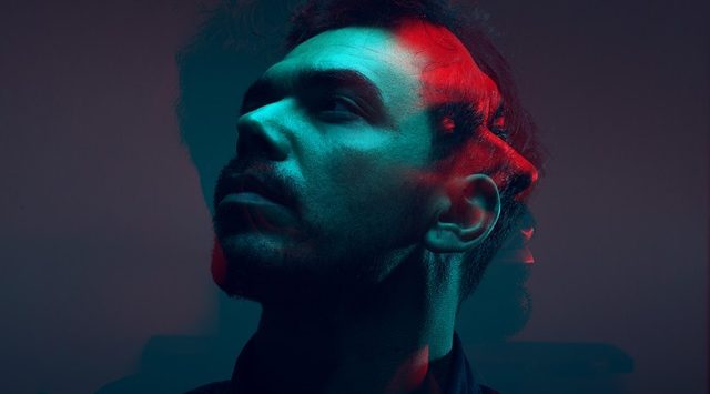 Man met twee gezichten. Herstellen van narcisme