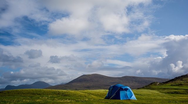 tent in schotse hooglanden. Symbol voor relatietherapie in Schotland